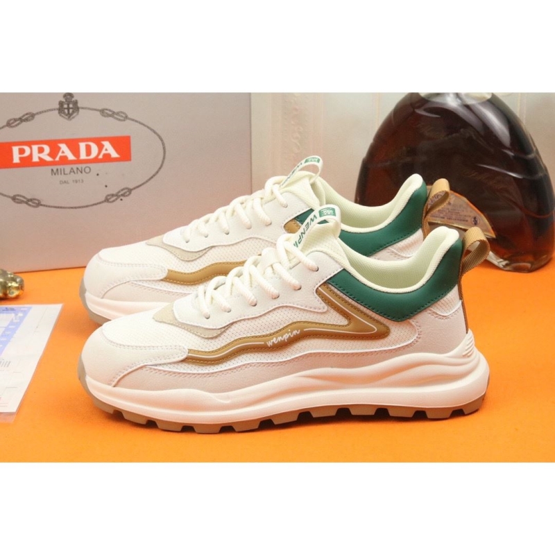 Pra*a casual shoes